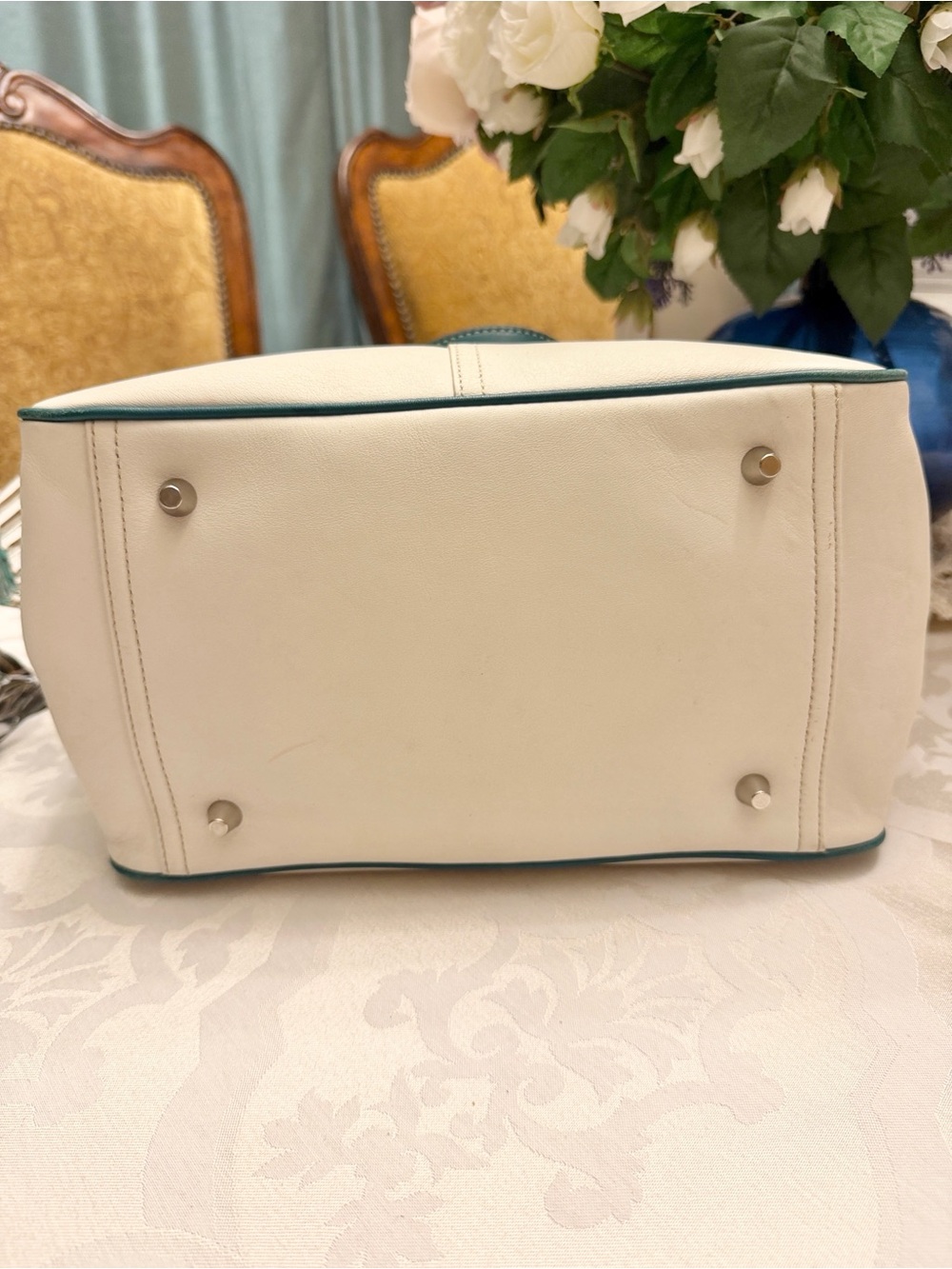 Vintage Coach Hampton Carryall - Picture 7 of 13